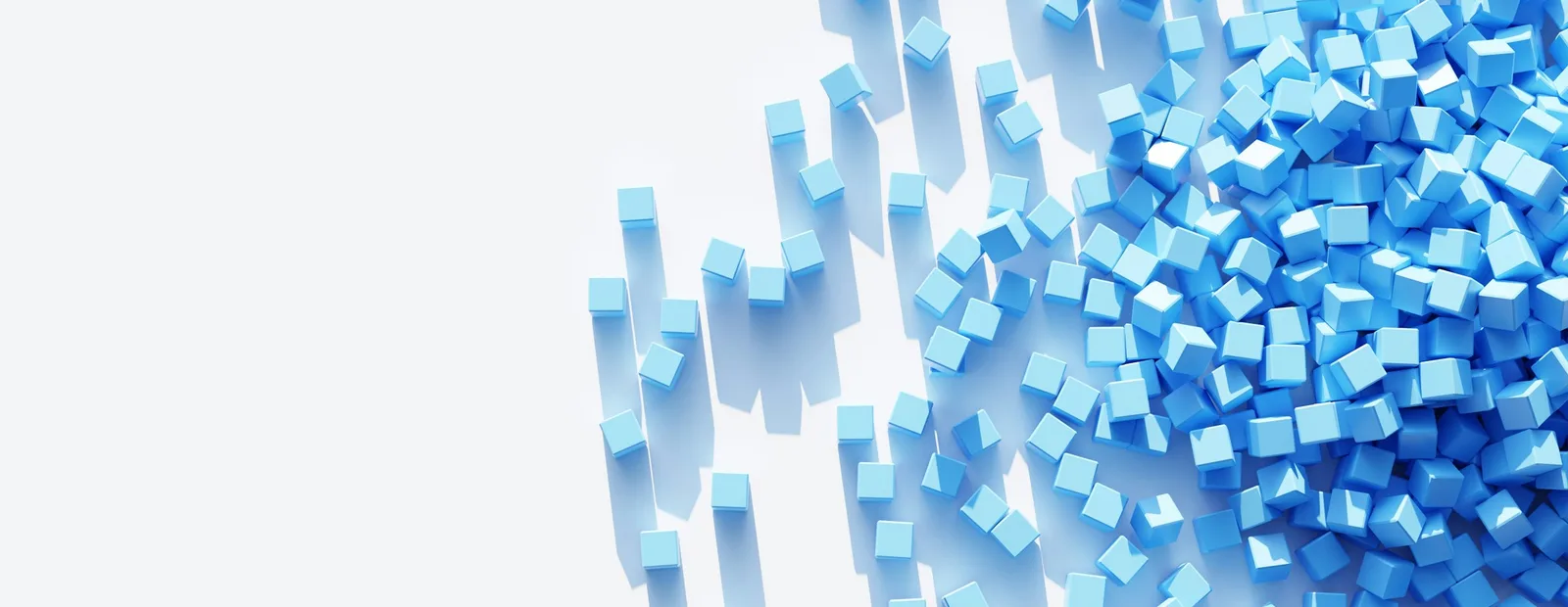Petits cubes bleu ciel sur fond blanc : alignés en colonnes à gauche, comme les barres d’un graphique, ils se rassemblent en un amas dense à droite.